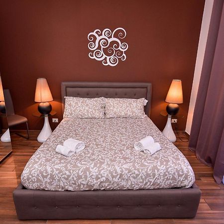 Symposium Bed&Breakfast カターニア エクステリア 写真