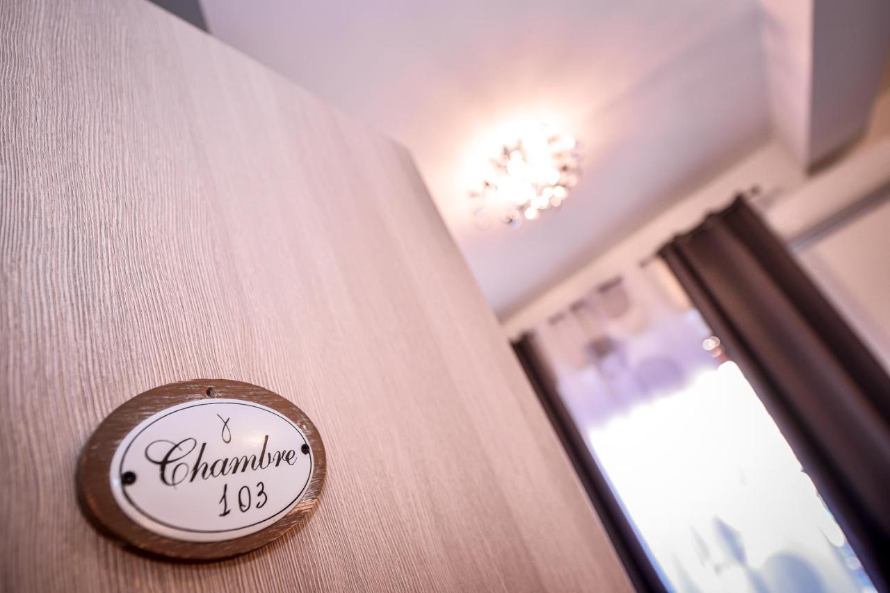 Symposium Bed&Breakfast カターニア エクステリア 写真