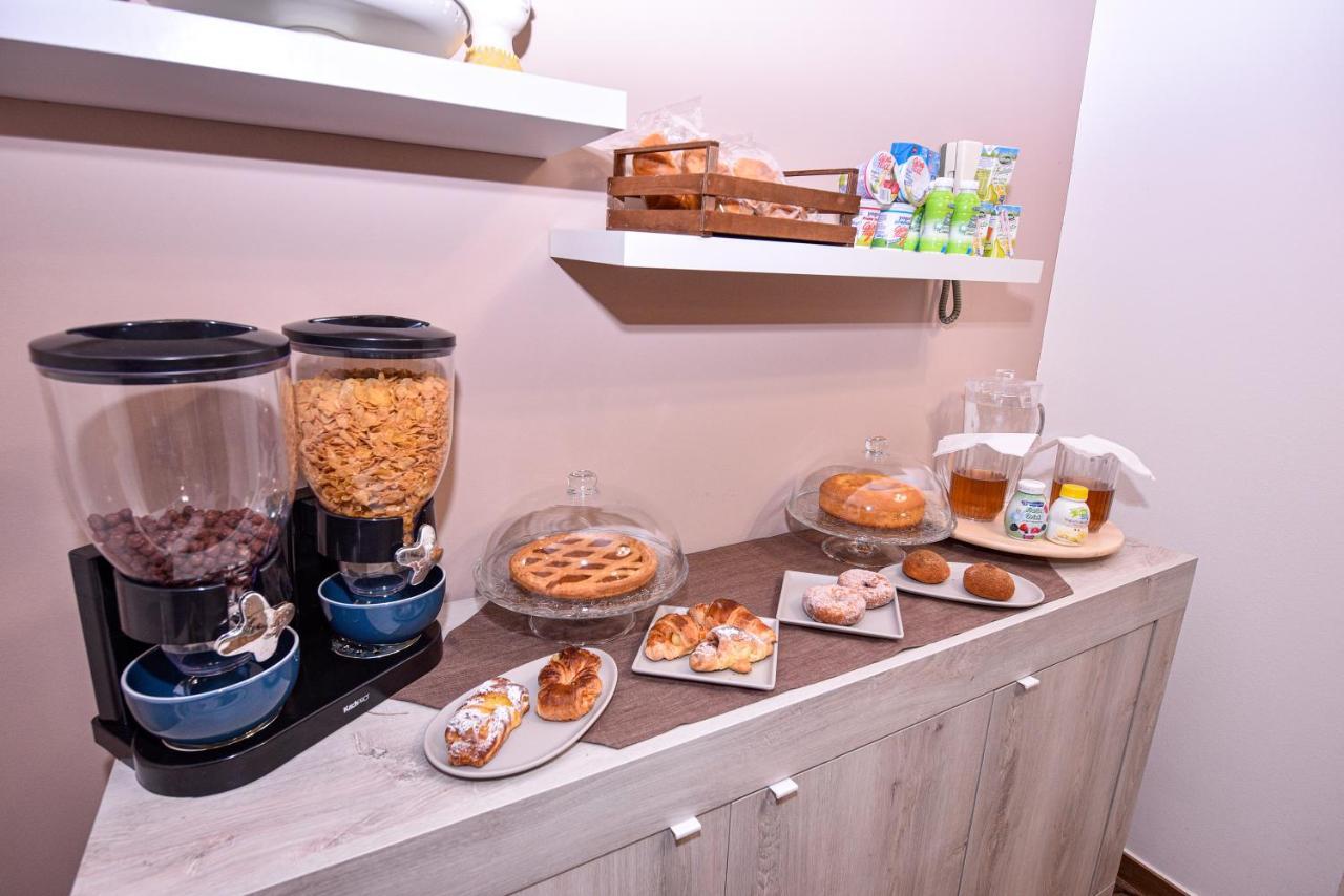 Symposium Bed&Breakfast カターニア エクステリア 写真