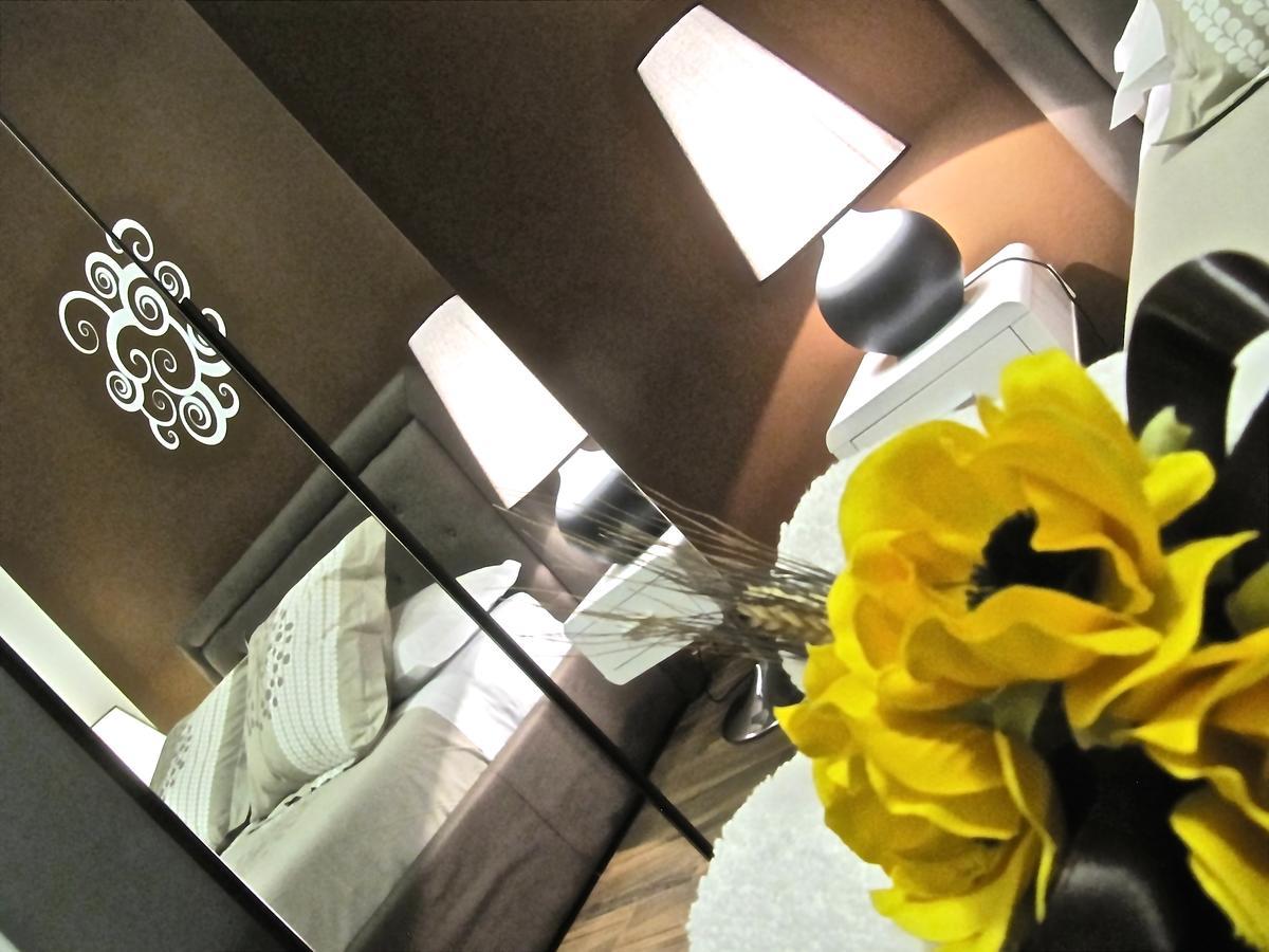 Symposium Bed&Breakfast カターニア エクステリア 写真